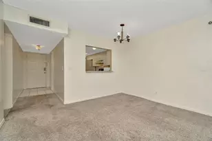 6320 Newtown Cir, Tampa, FL 33615 - Photo 14