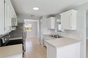 940 Forest St NE, Palm Bay, FL 32907 - Photo 8