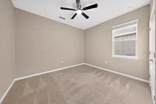 736 E Victoria Trails Blvd, Deland, FL 32724 - Photo 30