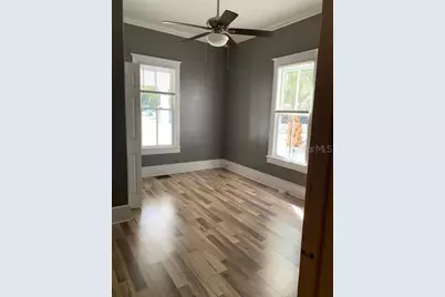 201 E Voorhis Avenue, Deland, FL 32724 - Photo 10