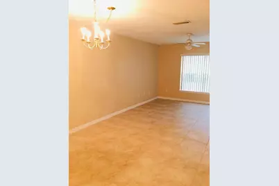 2764 Club Cortile Circle, Kissimmee, FL 34746 - Photo 4