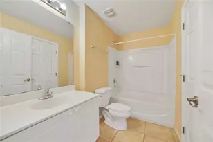 2764 Club Cortile Cir, Kissimmee, FL 34746 - Photo 16