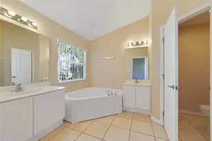 2764 Club Cortile Cir, Kissimmee, FL 34746 - Photo 10