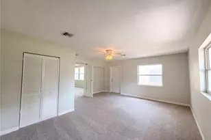 900 Oak Dr, Leesburg, FL 34748 - Photo 8
