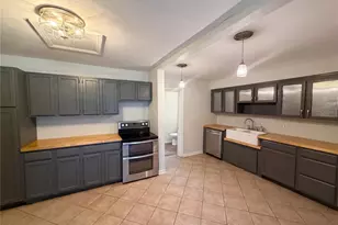 900 Oak Dr, Leesburg, FL 34748 - Photo 12