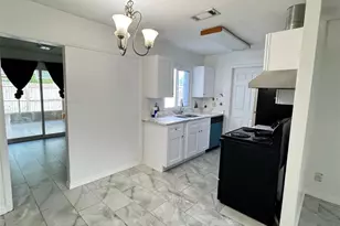 9401 57th St N, Pinellas Park, FL 33782 - Photo 18