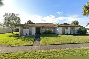 645 Florence Ct, Satellite Beach, FL 32937 - Photo 1