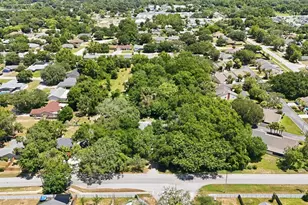 2675 E Washington Ave, Eustis, FL 32726 - Photo 4