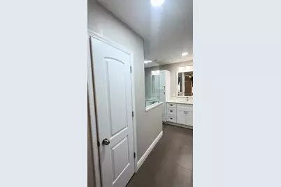 3109 Reseda Court, Tampa, FL 33618 - Photo 10