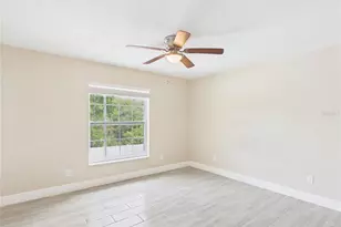 2800 E 113th Ave, Tampa, FL 33612 - Photo 8