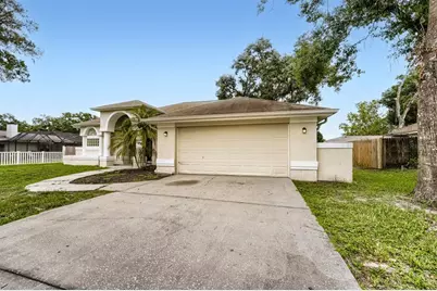 4924 Canterbury Drive, Land O Lakes, FL 34639 - Photo 4