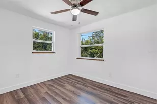 2027 30th Ave N, Saint Petersburg, FL 33713 - Photo 12