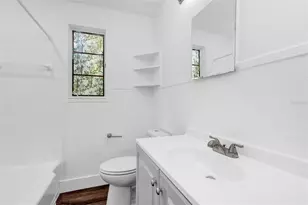 2027 30th Ave N, Saint Petersburg, FL 33713 - Photo 10