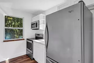 2027 30th Ave N, Saint Petersburg, FL 33713 - Photo 6