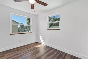 2027 30th Ave N, Saint Petersburg, FL 33713 - Photo 16