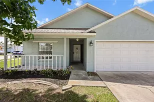 2965 Cool Breeze Cir, Saint Cloud, FL 34769 - Photo 2