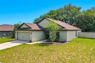 4475 Caicos Dr, Tavares, FL 32778 - Photo 4
