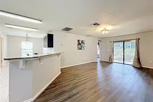 4475 Caicos Dr, Tavares, FL 32778 - Photo 8