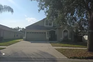 6717 Guilford Crest Dr, Apollo Beach, FL 33572 - Photo 2