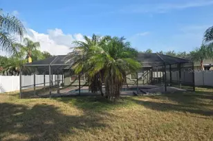 6717 Guilford Crest Dr, Apollo Beach, FL 33572 - Photo 6