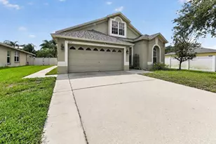 6717 Guilford Crest Dr, Apollo Beach, FL 33572 - Photo 1