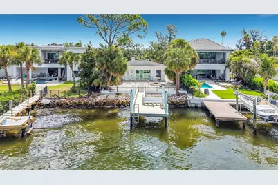 3800 Shore Acres Boulevard NE, Saint Petersburg, FL 33703 - Photo 22