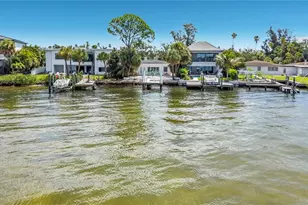 3800 Shore Acres Blvd NE, Saint Petersburg, FL 33703 - Photo 24