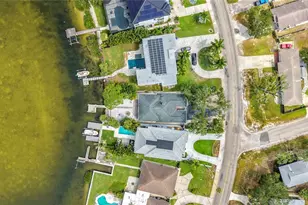 3800 Shore Acres Blvd NE, Saint Petersburg, FL 33703 - Photo 30