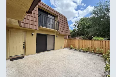 5341 Bamboo Court #418, Orlando, FL 32811 - Photo 4