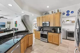 2025 Wintermere Pointe Dr, Winter Garden, FL 34787 - Photo 14