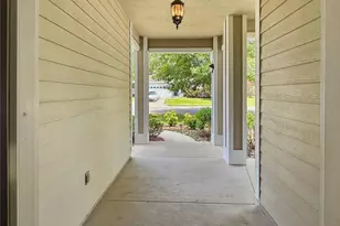 1937 SW 66th Dr, Gainesville, FL 32607 - Photo 6