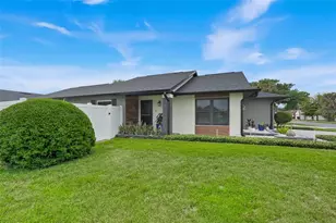 3233 Owassa Ct, Kissimmee, FL 34746 - Photo 6