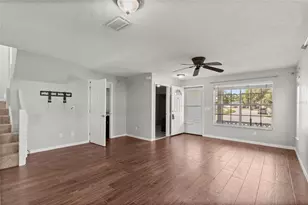 9425 Chandon Dr, Orlando, FL 32825 - Photo 10