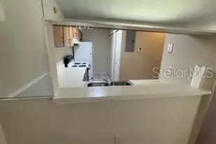 905 Northlake Dr, Sanford, FL 32773 - Photo 6