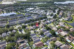 8376 Lake Amhurst Tr, Orlando, FL 32829 - Photo 38