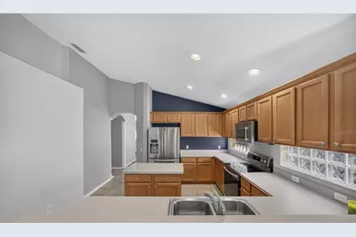 8376 Lake Amhurst Trail, Orlando, FL 32829 - Photo 12