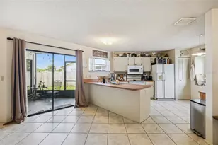 1402 & 1404 Pleasant Oak Ln, Orlando, FL 32804 - Photo 12