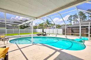33 Riverside Ln, Palm Coast, FL 32164 - Photo 2