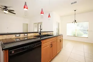 4715 Aguila Pl, Orlando, FL 32826 - Photo 16