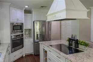33721 Spring Dr, Leesburg, FL 34788 - Photo 24