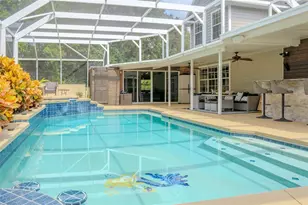 33721 Spring Dr, Leesburg, FL 34788 - Photo 2