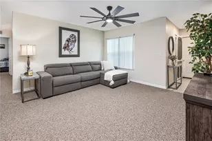 930 Moonlight Cove Rd, Orange City, FL 32763 - Photo 12