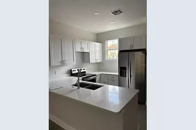 427 Madison Circle, Davenport, FL 33896 - Photo 4