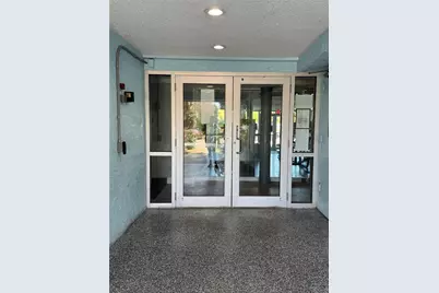 3315 58th Avenue S #201, Saint Petersburg, FL 33712 - Photo 10
