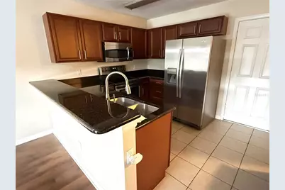 584 Cresting Oak Circle #22, Orlando, FL 32824 - Photo 2