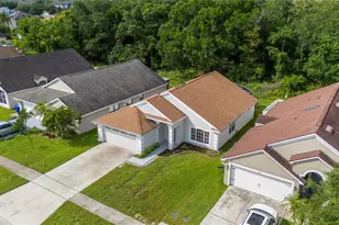 2016 Locust Berry Dr, Kissimmee, FL 34743 - Photo 4