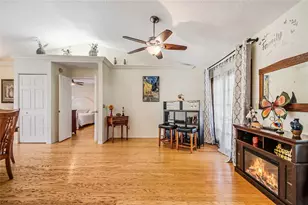 3726 Sarasota Ct, Orlando, FL 32812 - Photo 10