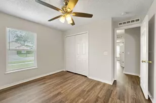 17037 Holmby Ct, Land O Lakes, FL 34638 - Photo 18