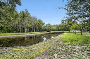 17037 Holmby Ct, Land O Lakes, FL 34638 - Photo 34