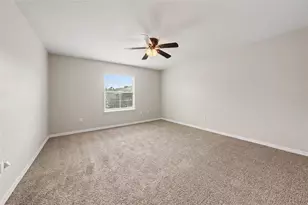 26929 Juniper Bay Dr, Wesley Chapel, FL 33544 - Photo 8